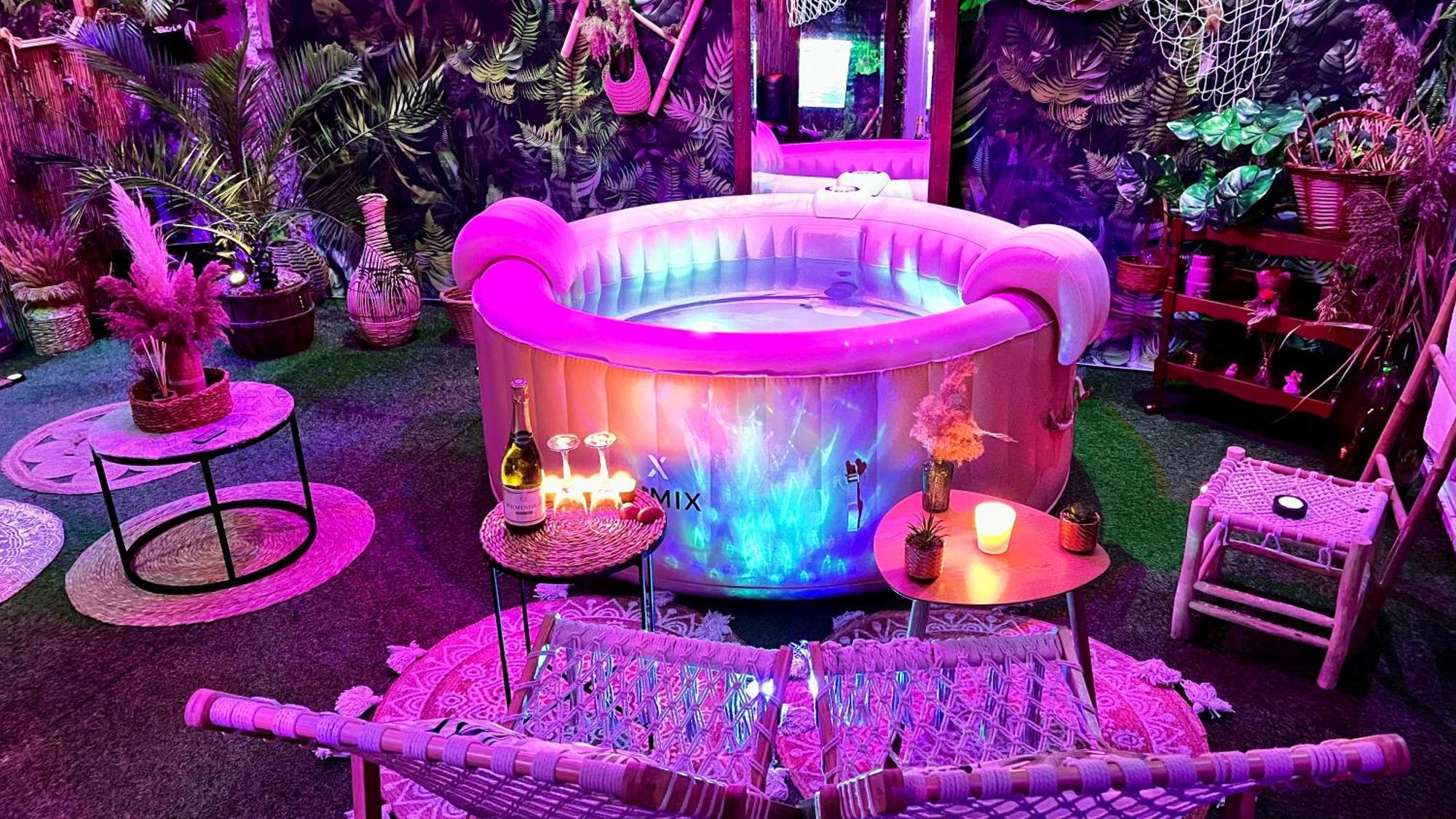 Un Mirage Tropical En Bord De Loire, Love Et Detente Saint-Clément-des-Levées Eksteriør bilde