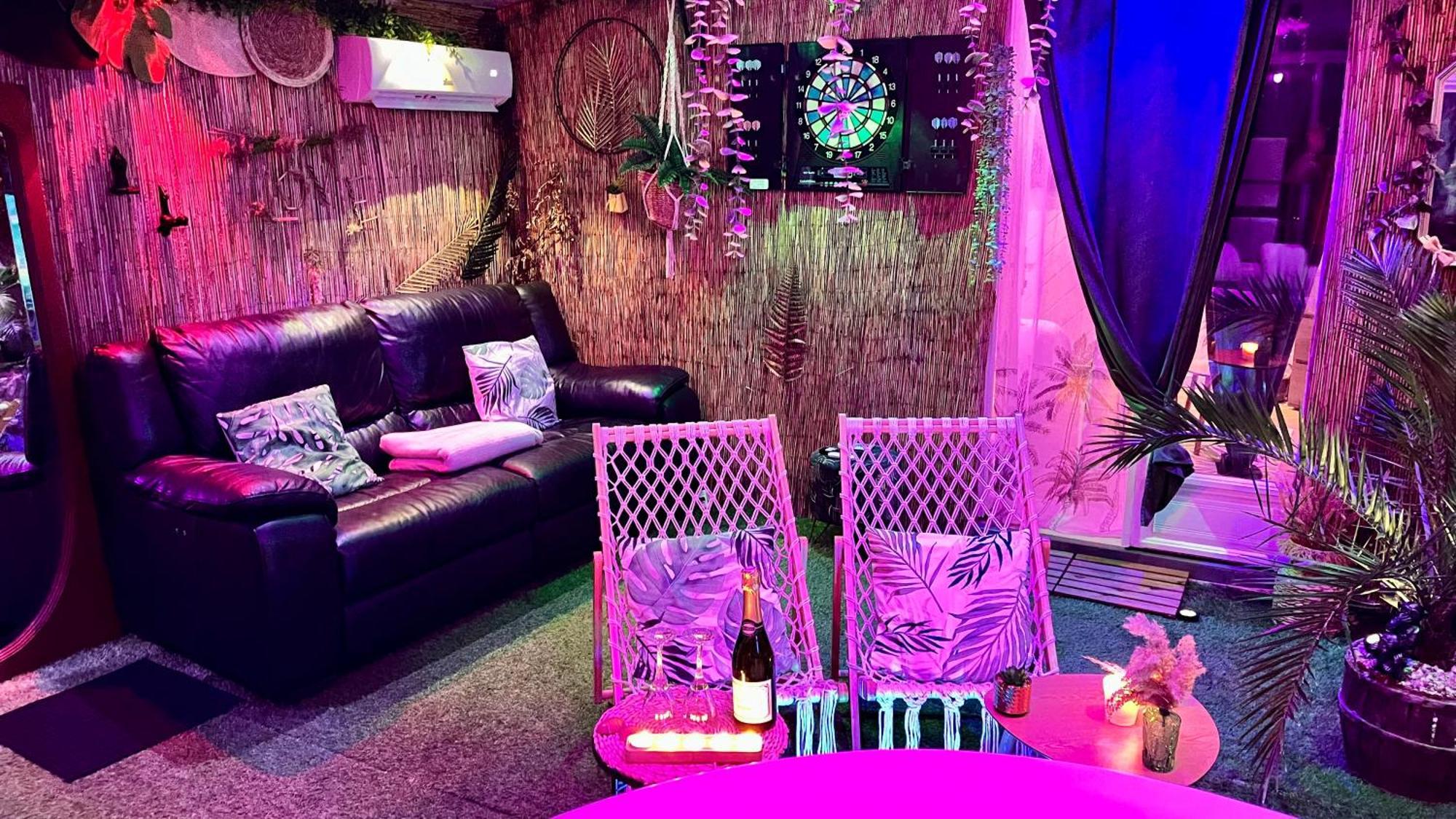 Un Mirage Tropical En Bord De Loire, Love Et Detente Saint-Clément-des-Levées Eksteriør bilde